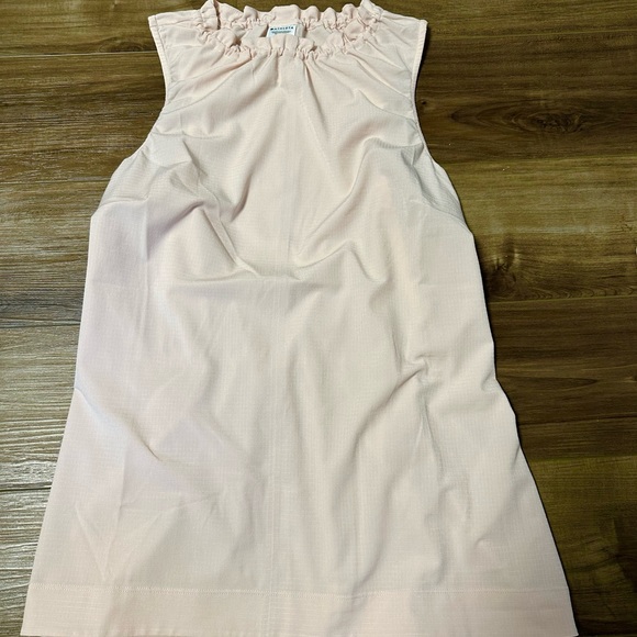 Never worn, rosewater tank from Athleta with a cinched waist - Picture 2 of 5